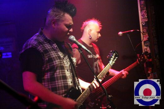 Circus Schalheim (D) Chemiefabrik, Dresden 16. November 2012 (15).JPG